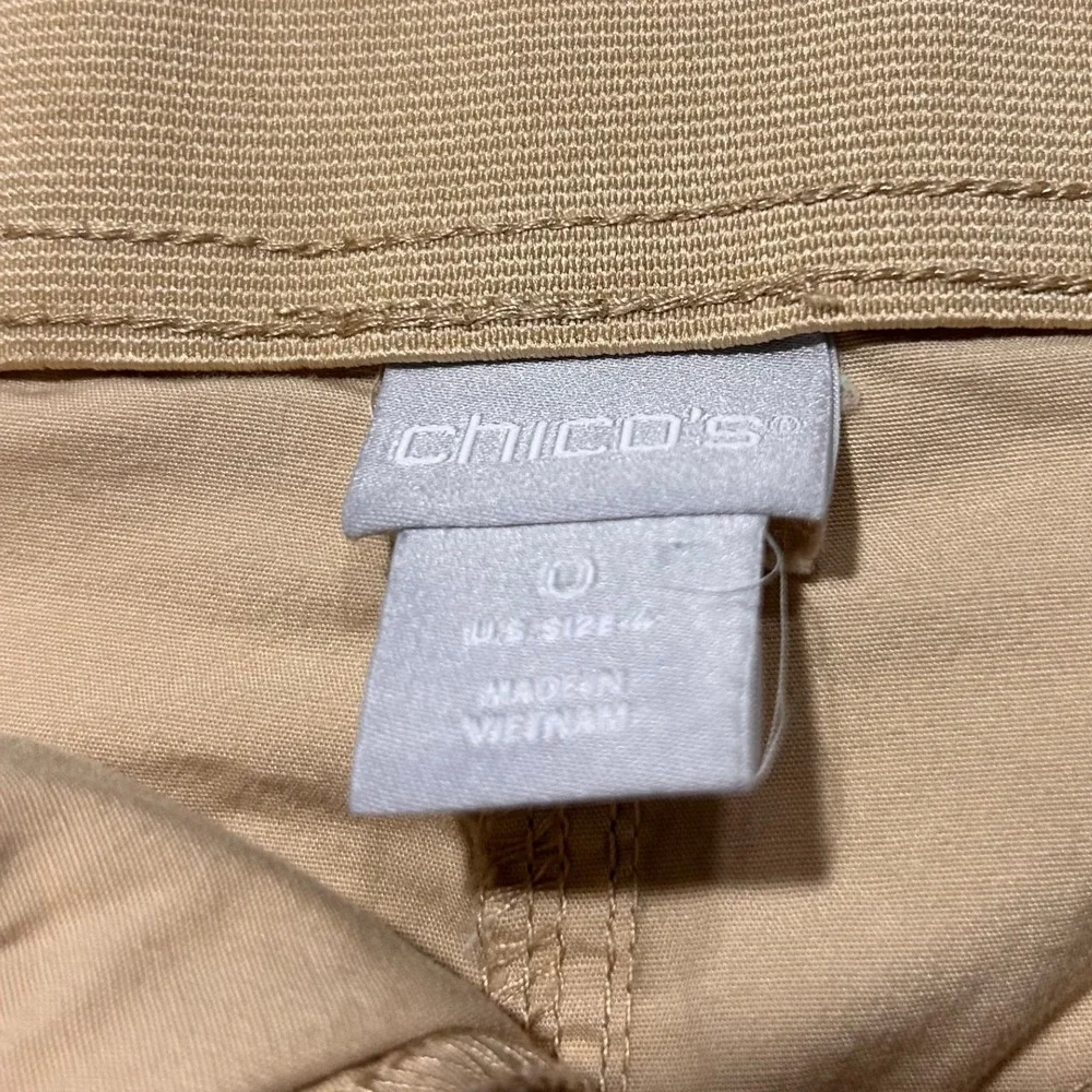 Chicos Bermuda Shorts Khaki Brown Stretch Cotton‎ Blend Womens Size 0 US 4